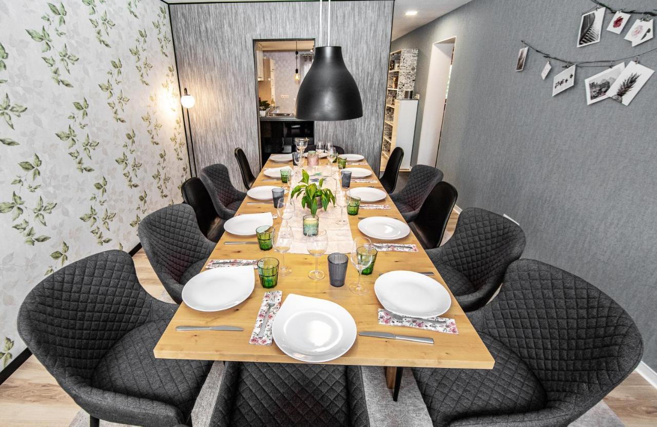 Bookeinfach Bad Ems - Private - Sauna Jacuzzi Whirlpool Swimmingpool Alahna Sup Beachvolleyball Billiards Ping Pong Cinema Theater Music Disco Ball Bbq Und Parkplaetze Экстерьер фото