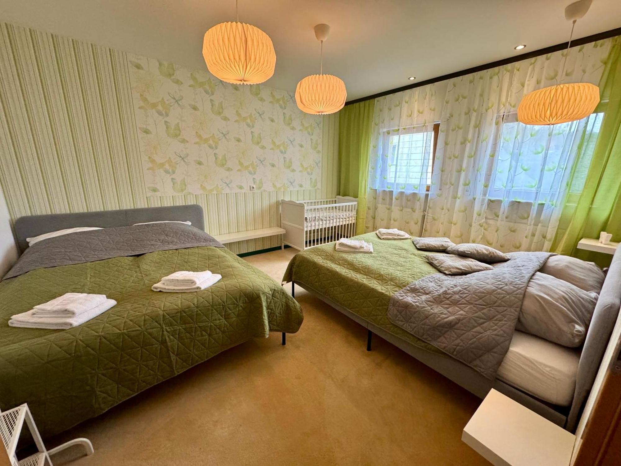 Bookeinfach Bad Ems - Private - Sauna Jacuzzi Whirlpool Swimmingpool Alahna Sup Beachvolleyball Billiards Ping Pong Cinema Theater Music Disco Ball Bbq Und Parkplaetze Экстерьер фото