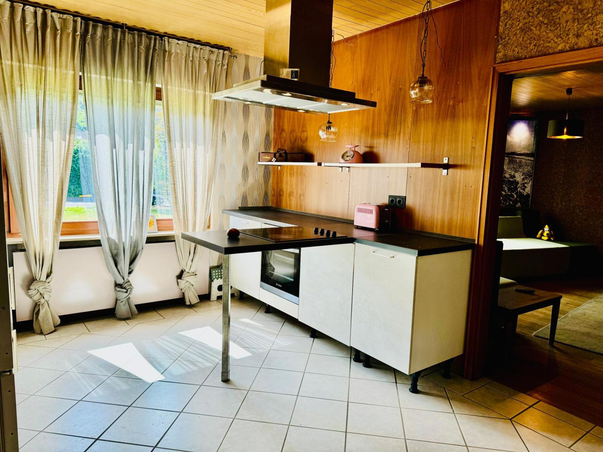 Bookeinfach Bad Ems - Private - Sauna Jacuzzi Whirlpool Swimmingpool Alahna Sup Beachvolleyball Billiards Ping Pong Cinema Theater Music Disco Ball Bbq Und Parkplaetze Экстерьер фото