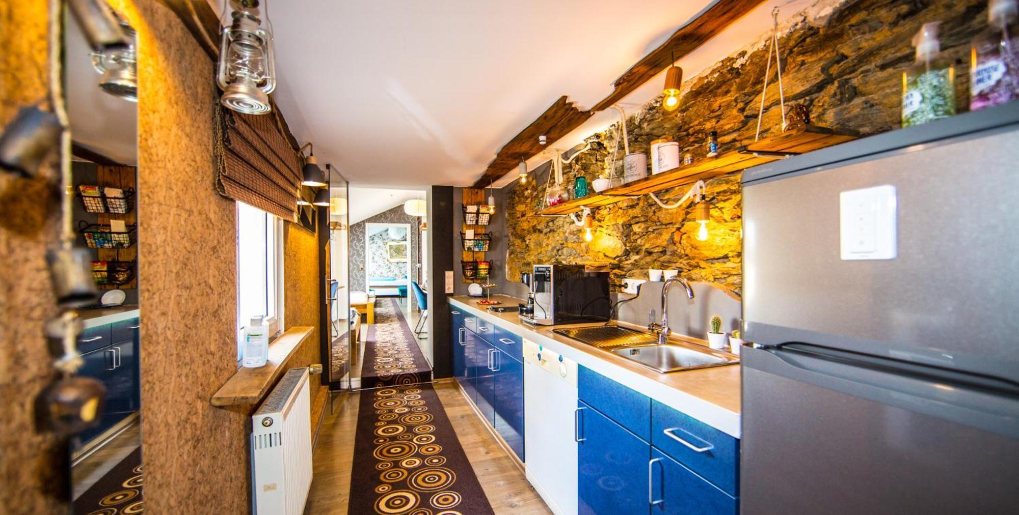 Bookeinfach Bad Ems - Private - Sauna Jacuzzi Whirlpool Swimmingpool Alahna Sup Beachvolleyball Billiards Ping Pong Cinema Theater Music Disco Ball Bbq Und Parkplaetze Экстерьер фото