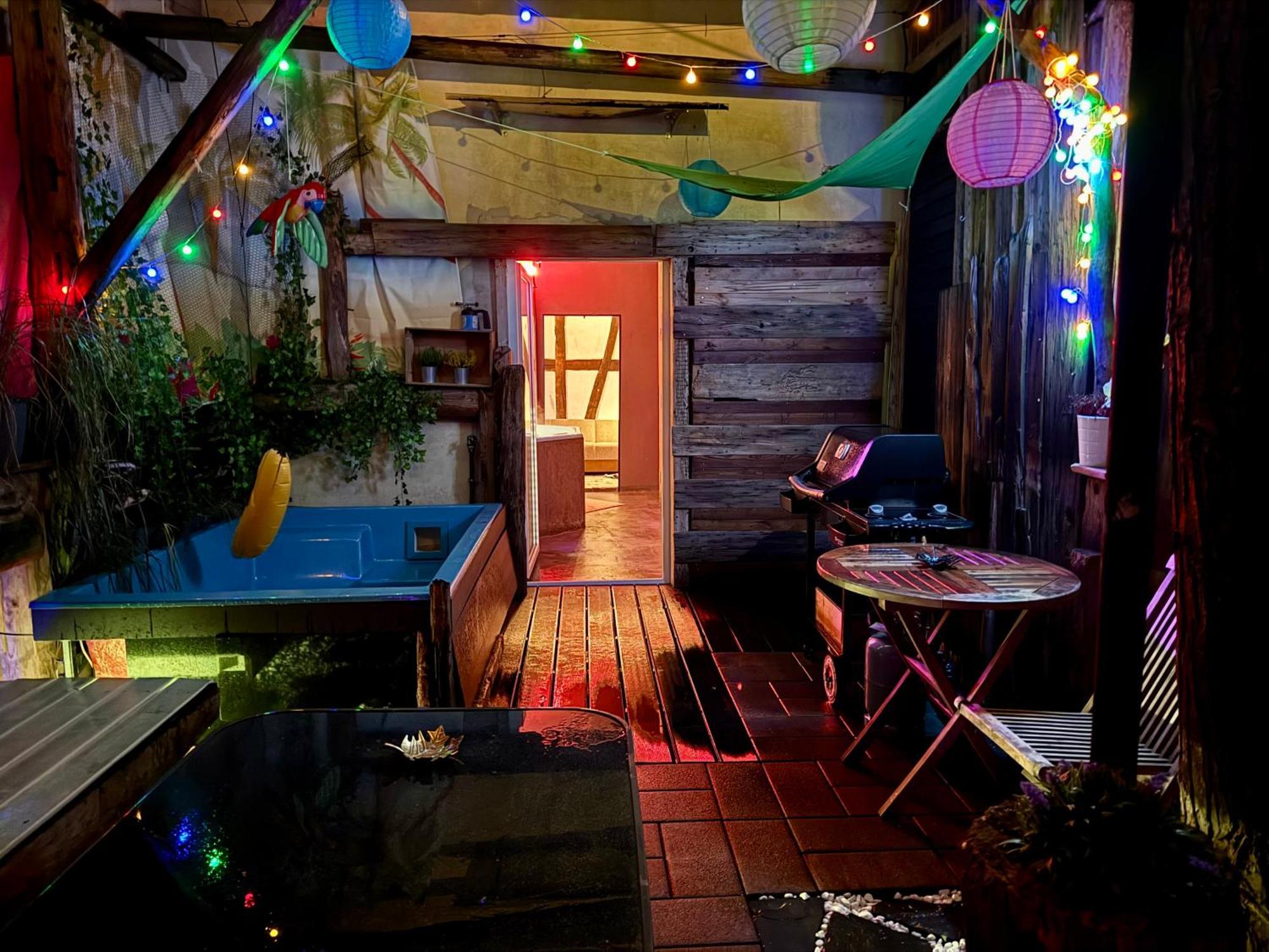 Bookeinfach Bad Ems - Private - Sauna Jacuzzi Whirlpool Swimmingpool Alahna Sup Beachvolleyball Billiards Ping Pong Cinema Theater Music Disco Ball Bbq Und Parkplaetze Экстерьер фото