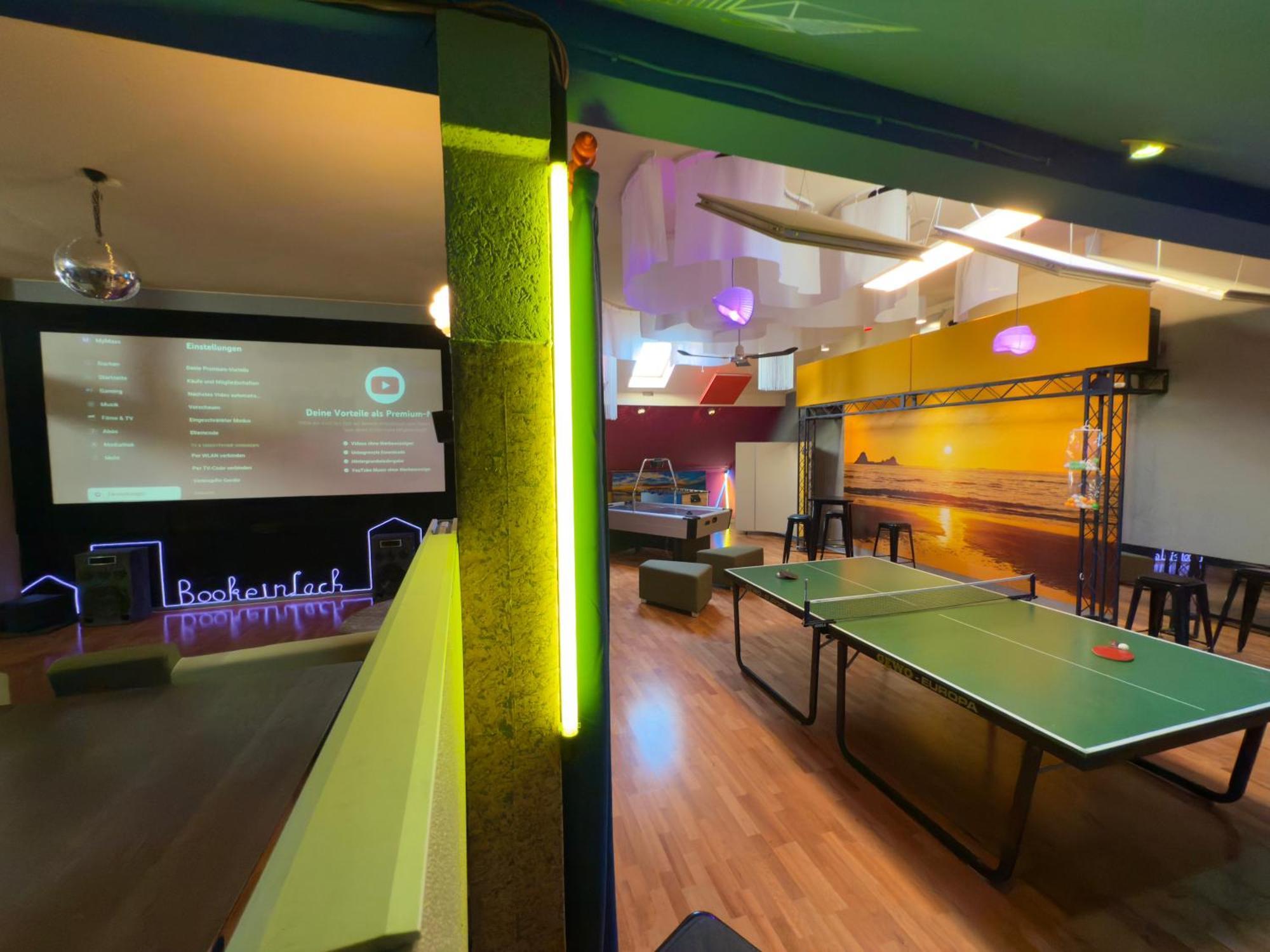 Bookeinfach Bad Ems - Private - Sauna Jacuzzi Whirlpool Swimmingpool Alahna Sup Beachvolleyball Billiards Ping Pong Cinema Theater Music Disco Ball Bbq Und Parkplaetze Экстерьер фото